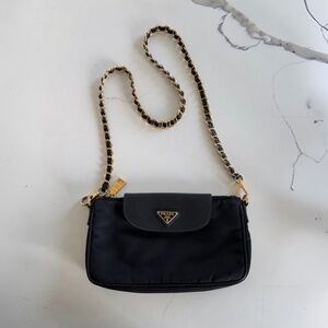 - SOLD-  Prada Black Tessuto Nylon Saffiano Crossbody Chain Bag🖤
